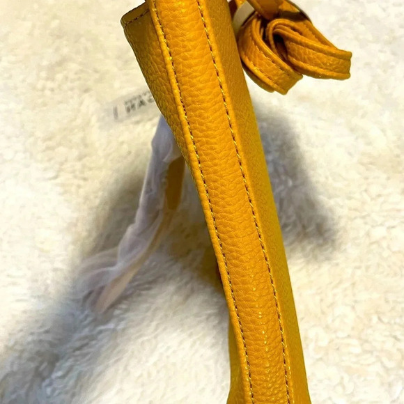 Deluxity Los Angeles Yellow Vegan Peta approved Women Crossbody Messenger - Picture 15 of 17